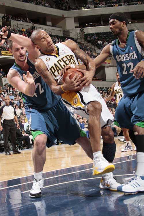 输出保持高 输出保持高